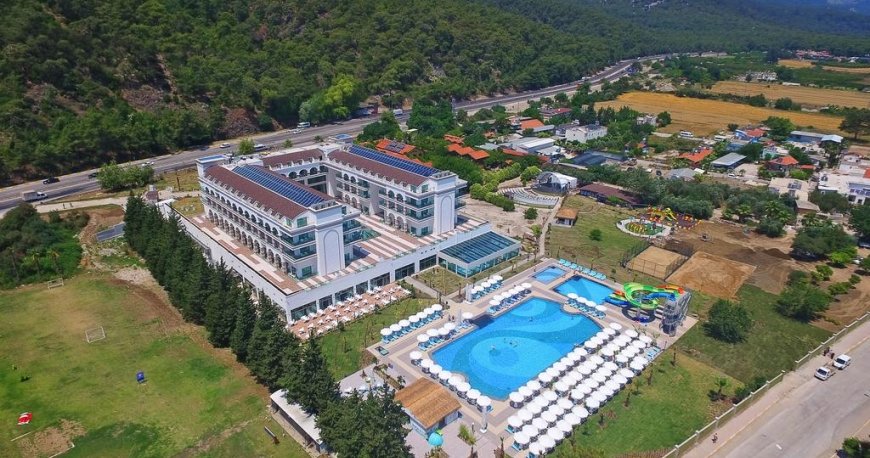 اسختر هتل دوسینیا لاکچری ریزورت آنتالیا