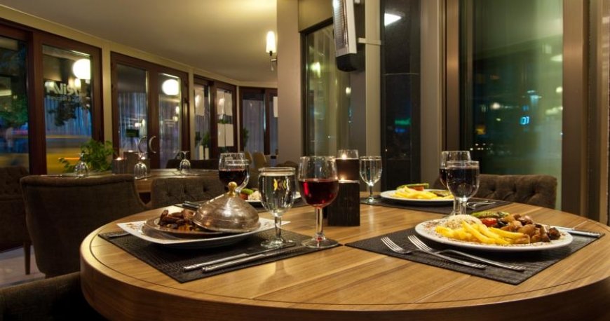 رستوران هتل ریوا استانبول