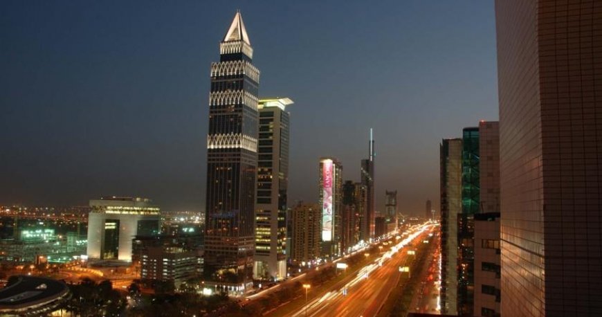 هتل کرون پلازا شیخ زائد دبی امارات متحده ی عربی هتل کرون پلازا شیخ زائد دبی امارات متحده ی عربی