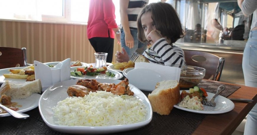 رستوران هتل ریوا باکو