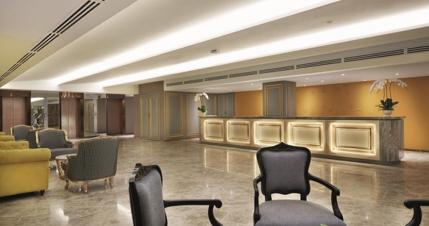 لابی هتل کوزمو کوالالامپور