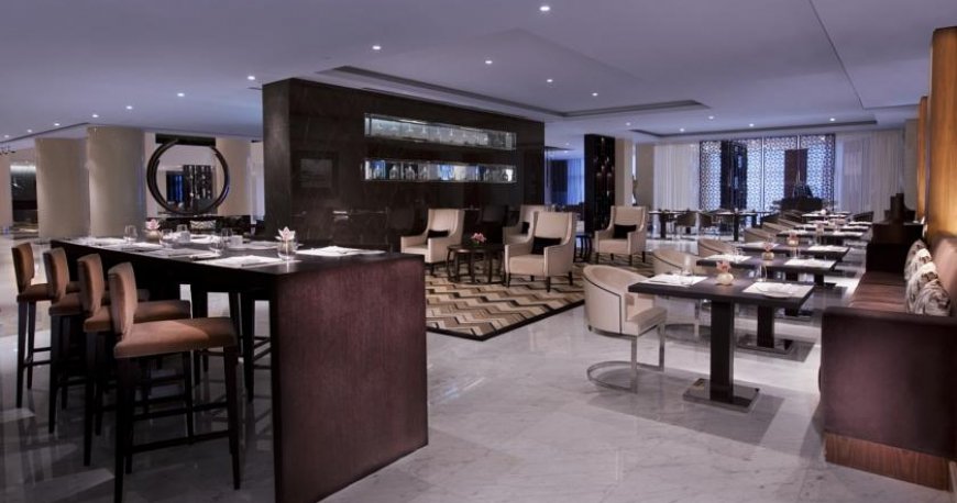 رستوران هتل پولمن کریک دبی