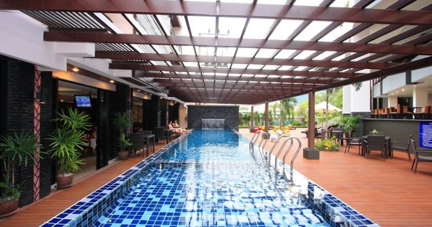 استخر هتل بارامی هیپ پوکت