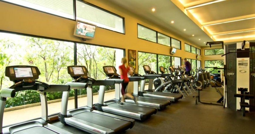 سالن بدنسازی هتل رویال کلیف پاتایا سالن بدنسازی هتل رویال کلیف پاتایا
