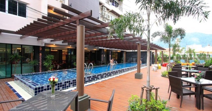 استخر هتل بارامی هیپ پوکت