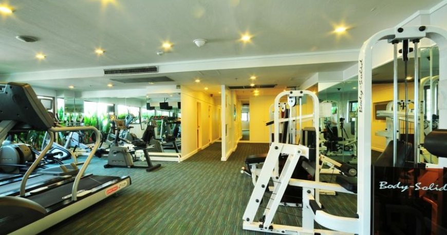 سالن بدنسازی هتل سنتر پوینت پراتونام بانکوک سالن بدنسازی هتل سنتر پوینت پراتونام بانکوک