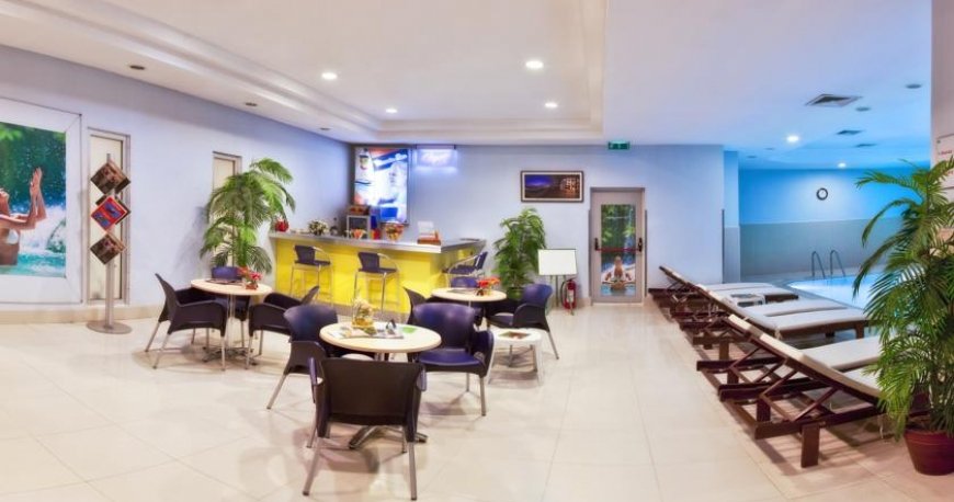 رستوران هتل گرین پارک تکسیم