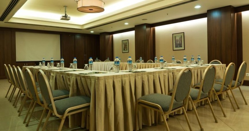 سالن کنفرانس هتل ریوا استانبول