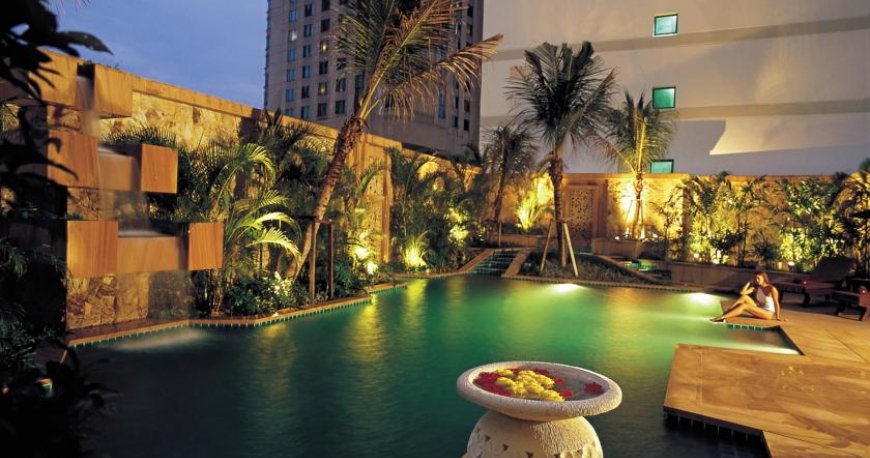 هتل ریتز کارلتون کوالالامپور