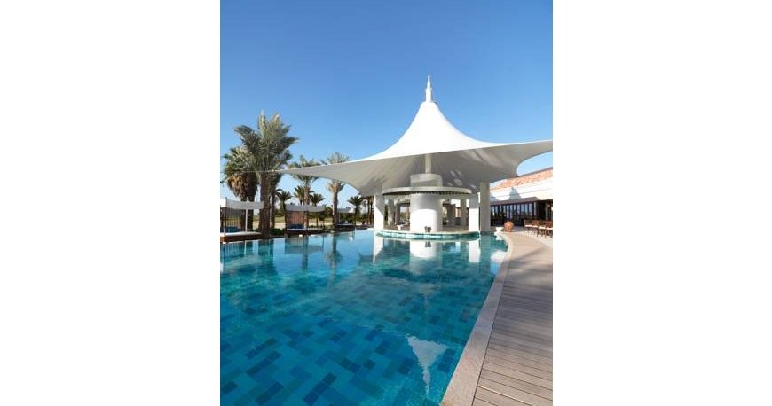 استخر هتل ریتز کارلتون دبی