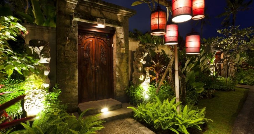 هتل وایت رز کوتا ریزورت بالی