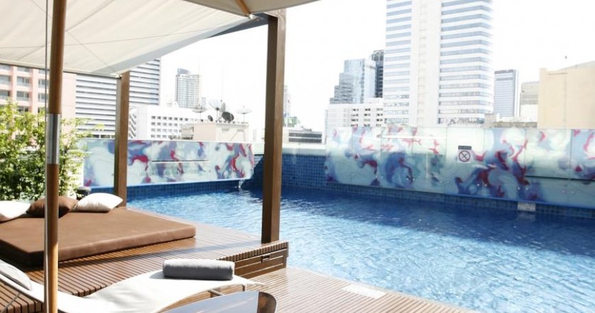 استخر هتل لمریدین بانکوک استخر هتل لمریدین بانکوک