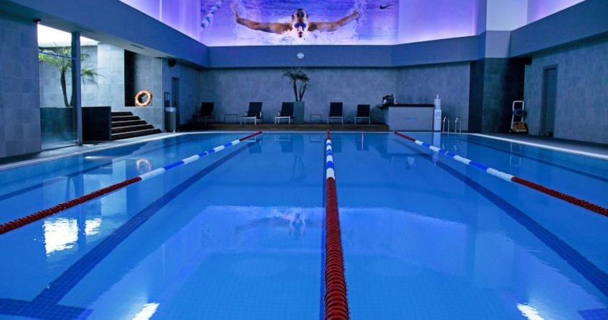 استخر هتل پوینت بارباروس استانبول