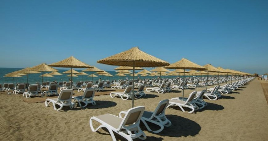 ساحل هتل تایتانیک دلوکس آنتالیا ترکیه ساحل هتل تایتانیک دلوکس آنتالیا ترکیه