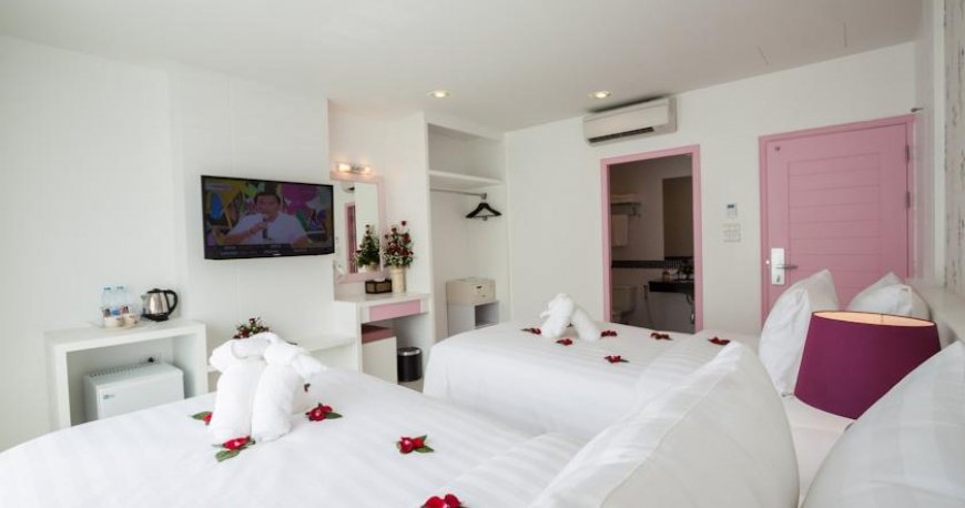 اتاق هتل پاتونگ هالیدی پوکت تایلند اتاق هتل پاتونگ هالیدی پوکت تایلند