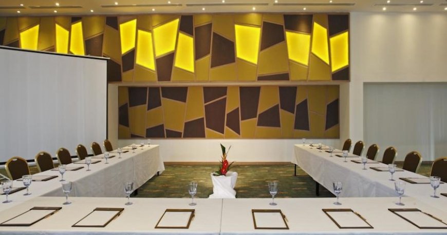 سالن کنفرانس هتل سنتارا پاتایا پاتایا تایلند 