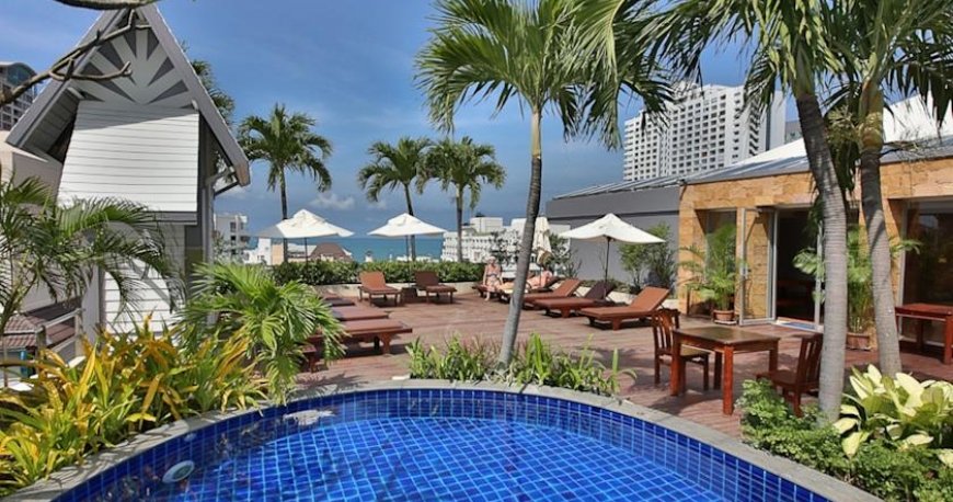 استخر هتل سان شاین ویستا پاتایا تایلند