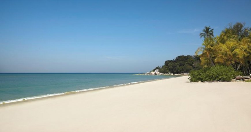 ساحل هتل گلدن سندز پنانگ ساحل هتل گلدن سندز پنانگ