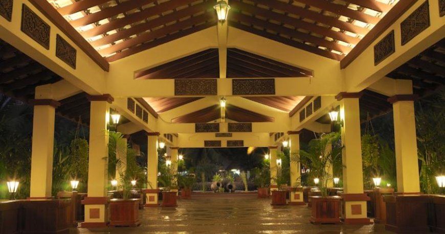 هتل هالیدی ویلا