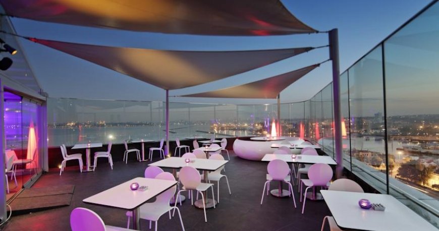 رستوران هتل دبل تری هیلتون استانبول رستوران هتل دبل تری هیلتون استانبول