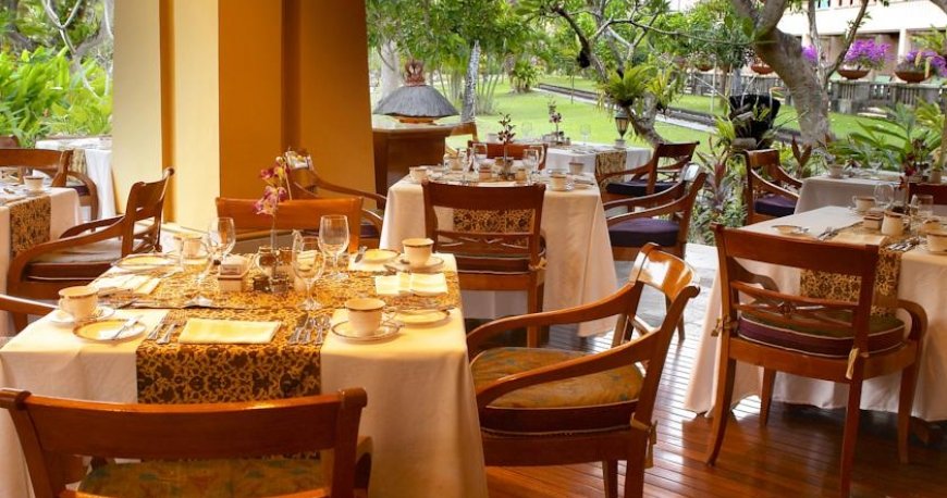 رستوران هتل نوسا دوا بیچ بالی