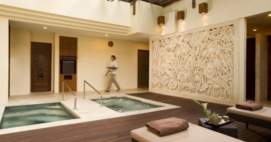 استخر هتل نوسا دوا بیچ بالی