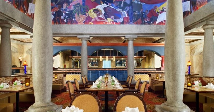 رستوران هتل شرایتون کوالالامپور رستوران هتل شرایتون کوالالامپور