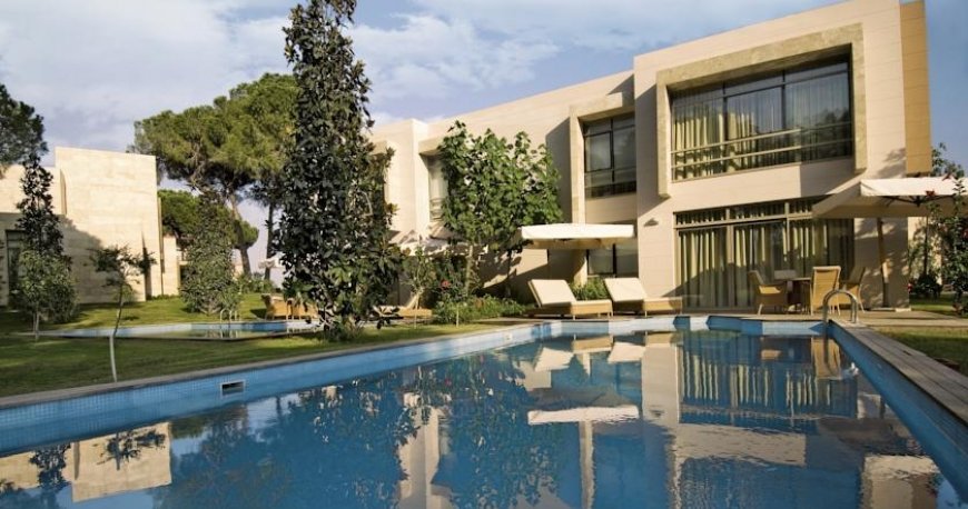 استخر هتل گلوریا سرنیتی آنتالیا