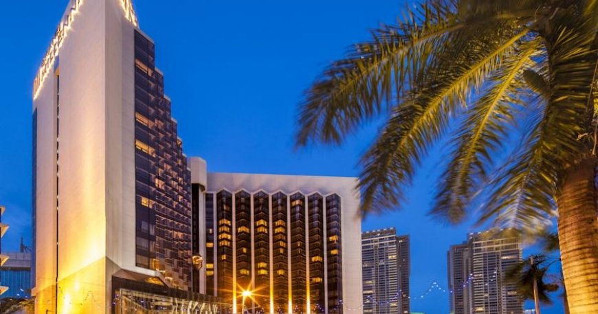 هتل گرند ملنیوم کوالالامپور