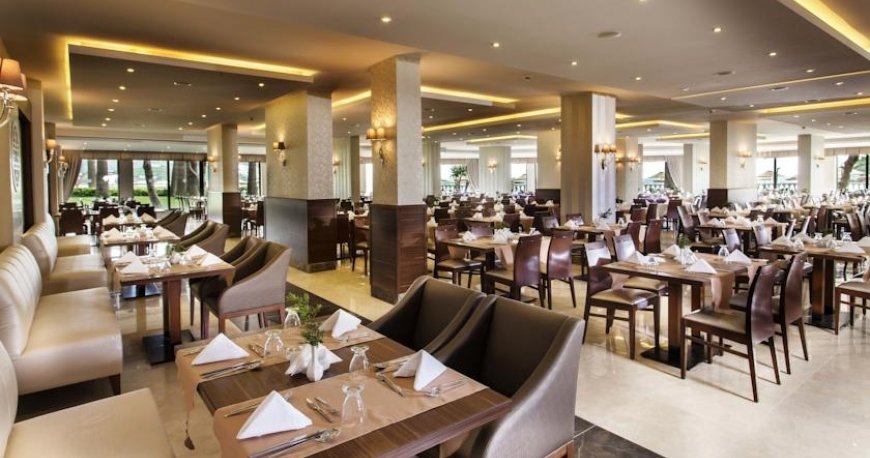 رستوران هتل توسان بیچ رستوران هتل توسان بیچ