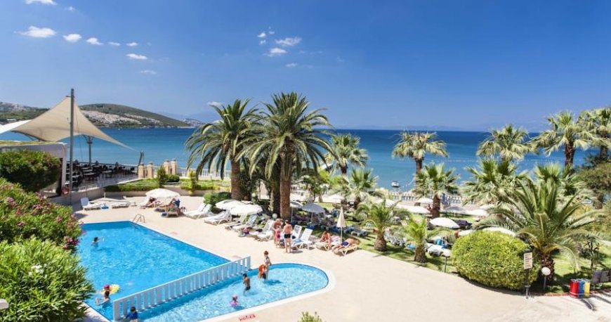 استخر هتل توسان بیچ استخر هتل توسان بیچ