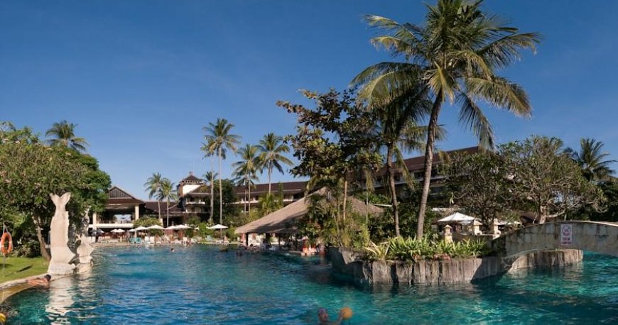 استخر هتل دیسکاوری بالی