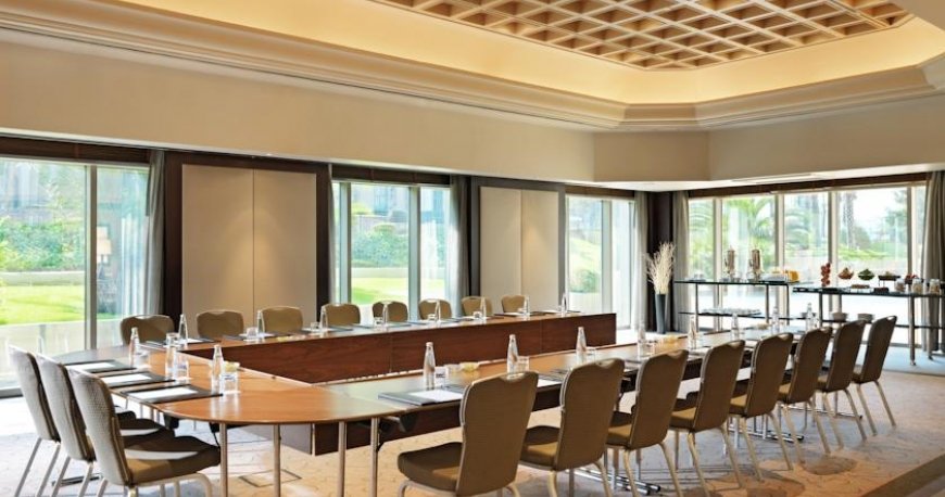 سالن کنفرانس هتل گرند حیات استانبول سالن کنفرانس هتل گرند حیات استانبول