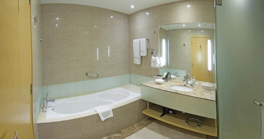 اتاق هتل رین تری دبی امارات متحده ی عربی اتاق هتل رین تری دبی امارات متحده ی عربی