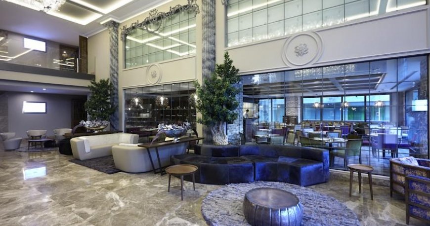 لابی هتل بیز جواهر استانبول لابی هتل بیز جواهر استانبول