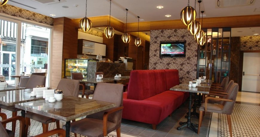 رستوران هتل لی میریج