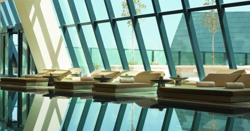 استخر هتل فیرمونت باکو