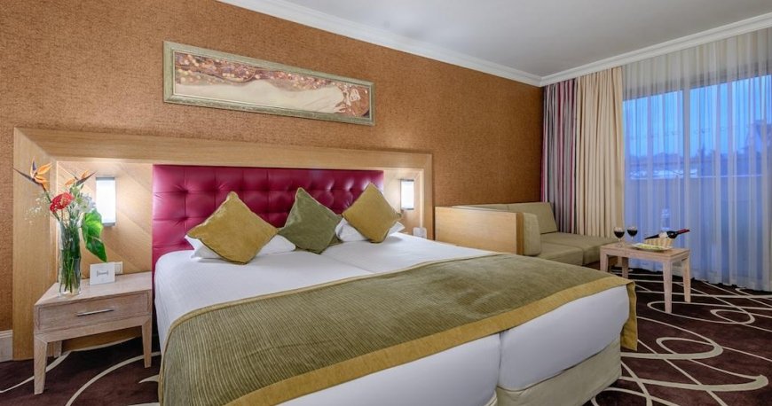 اتاق هتل آلوادونا آنتالیا