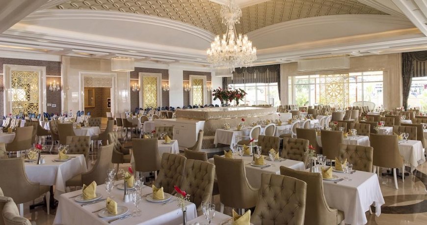 رستوران هتل آلوادونا آنتالیا