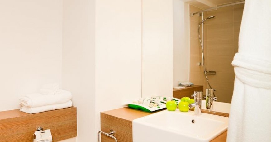 اتاق هتل هالیدی این سنت پترزبورگ اتاق هتل هالیدی این سنت پترزبورگ