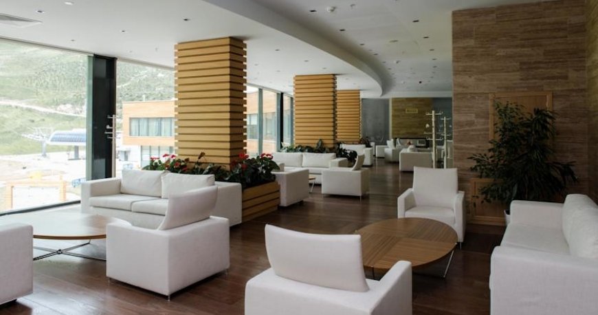 رستوران هتل زیرو فیت