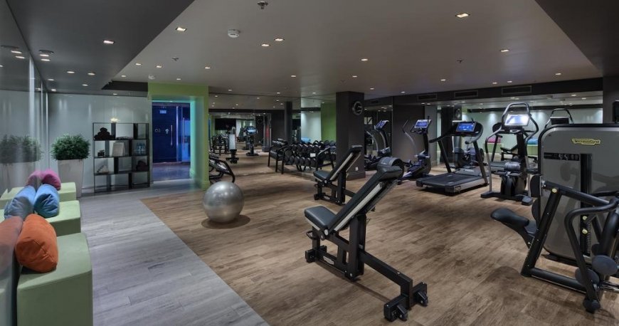 سالن بدنسازی هتل دومینا پرستیژ سنت پترزبورگ سالن بدنسازی هتل دومینا پرستیژ سنت پترزبورگ