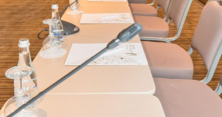 سالن کنفرانس هتل گلدن ایج استانبول سالن کنفرانس هتل گلدن ایج استانبول