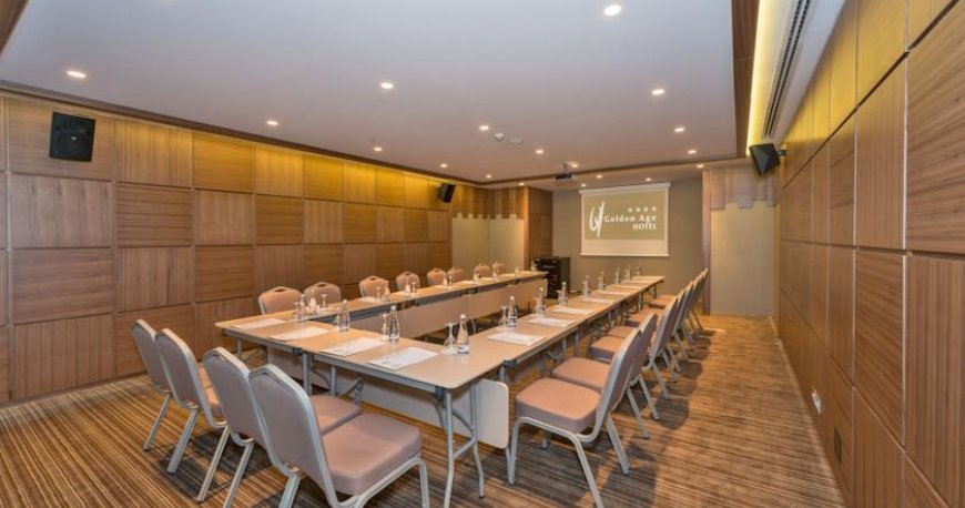 سالن کنفرانس هتل گلدن ایج استانبول سالن کنفرانس هتل گلدن ایج استانبول