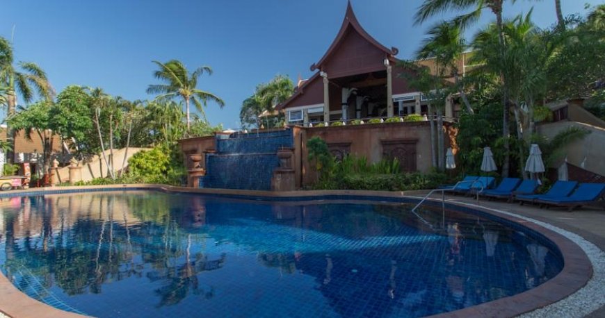 استخر هتل نووتل پوکت تایلند استخر هتل نووتل پوکت تایلند