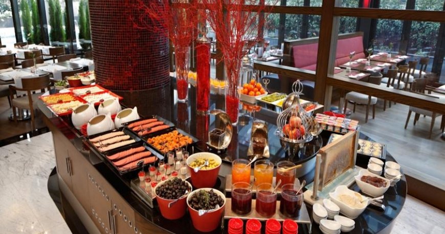 رستوران هتل سورملی استانبول