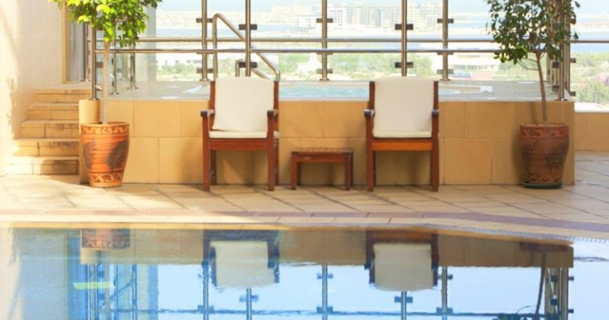 استخر هتل گرند ملنیوم دبی