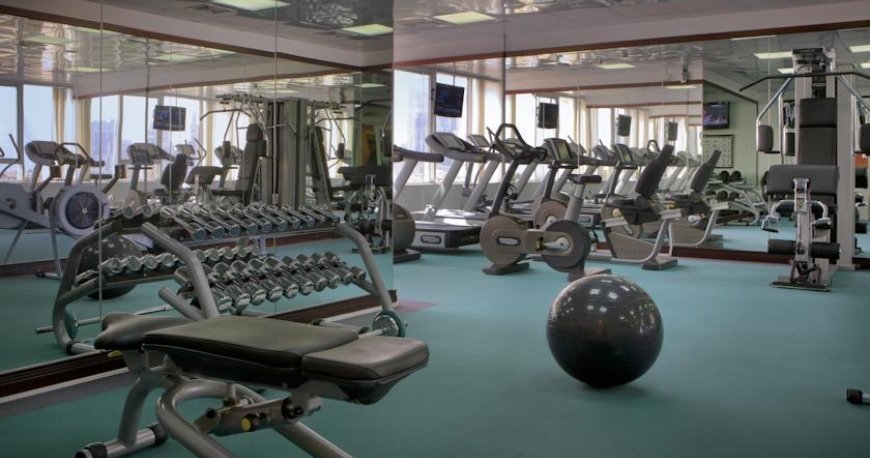 سالن بدنسازی هتل جمیرا روتانا