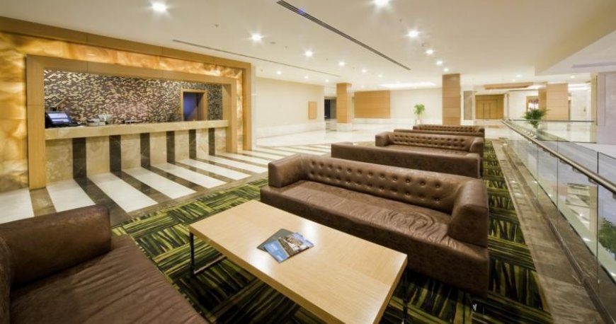 استخر هتل گرین پارک استانبول استخر هتل گرین پارک استانبول