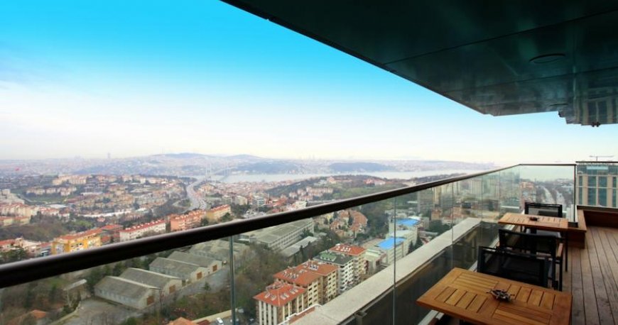 رستوران هتل مرکور بسفر